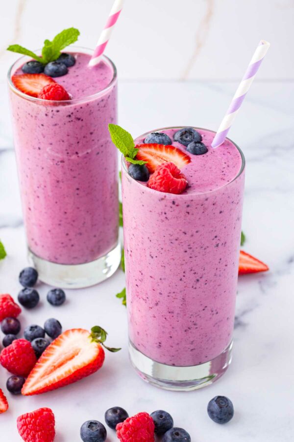 FRESH FRUIT SMOOTHIES